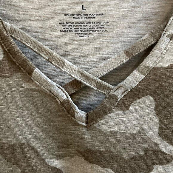 Camouflage T Shirt Dress with Criss Cross Neckline Detail - Size Large - Camo - Picture 4 of 5